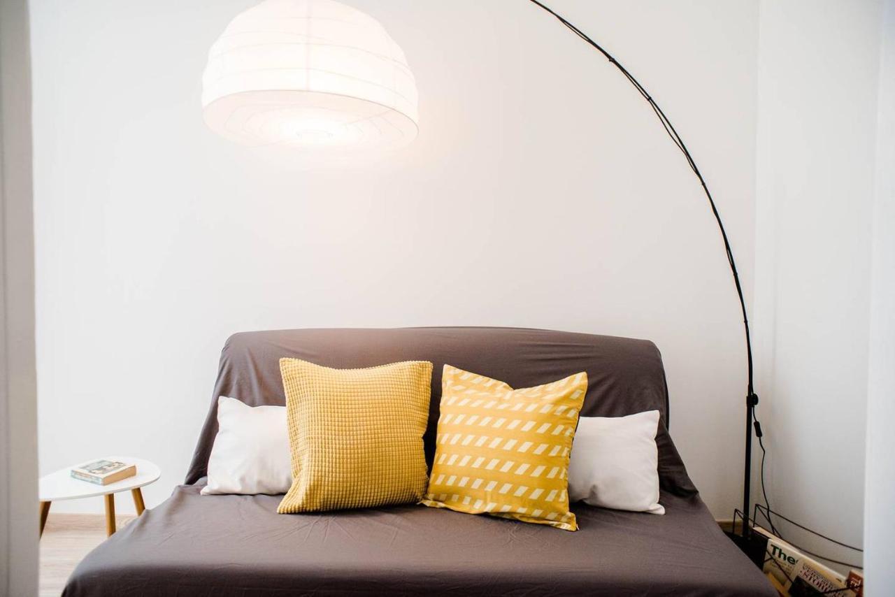 Comfy, renewed 3 bedroom apt in center Boedapest Buitenkant foto